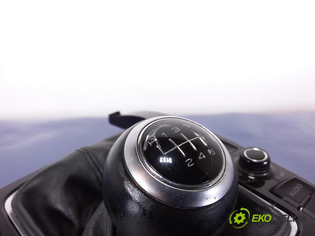 Audi A5 2007 prepínač 8T0919609C