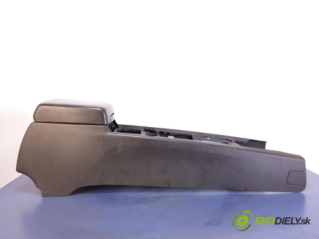 Vw Touareg 2005 tunel Stredný: 7L6863762D