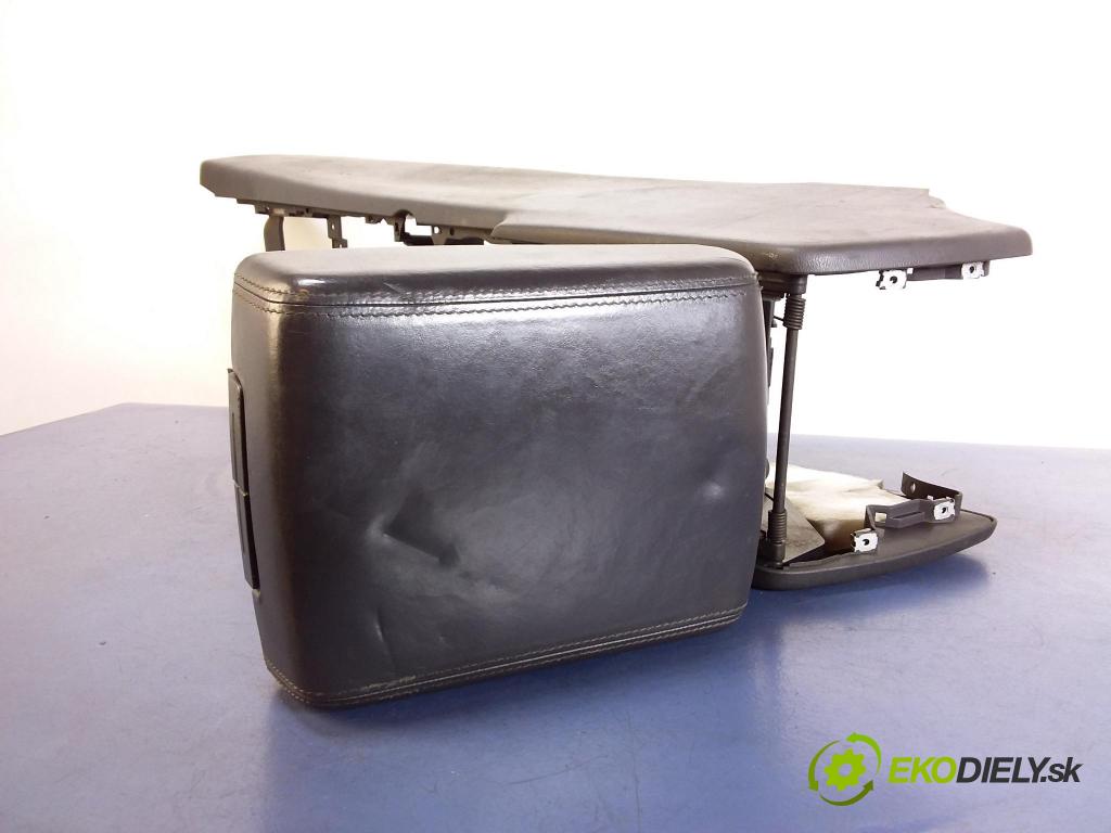 Vw Touareg 2005 tunel Stredný: 7L6863762D