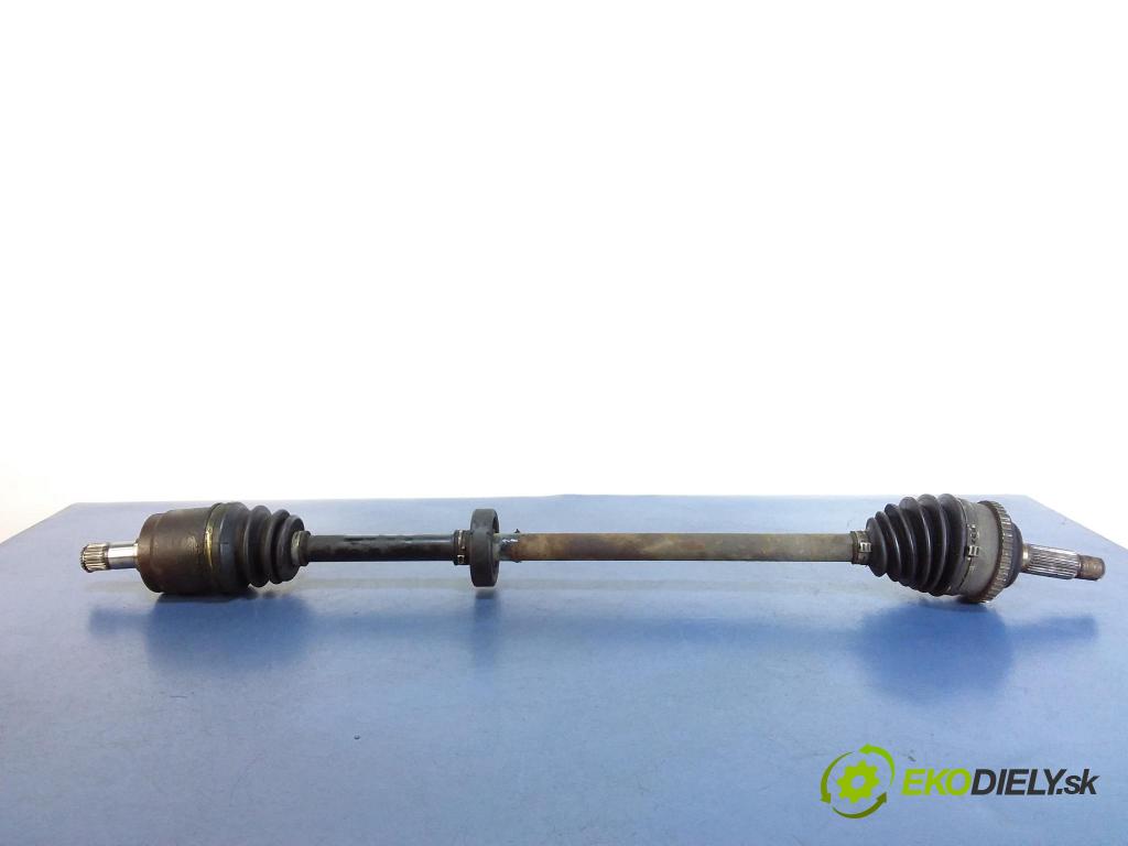 Honda Accord 2001 poloos Práva: před