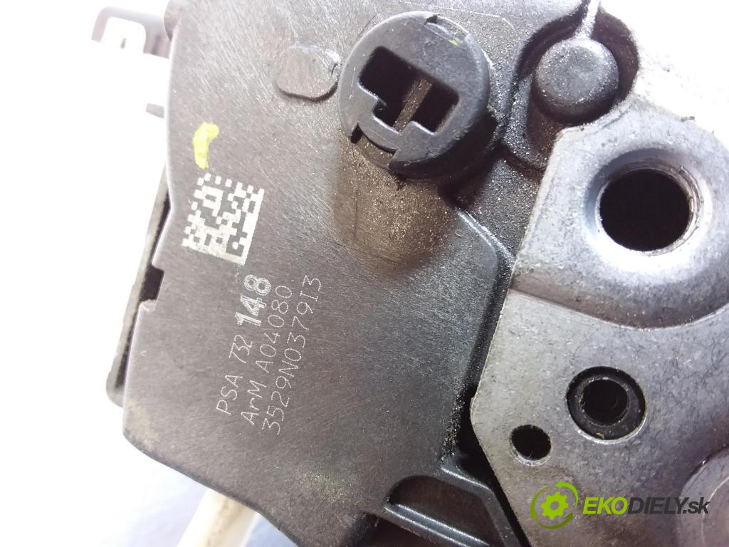 Citroen C5 2010 zámek dveře před v pravo: 732148