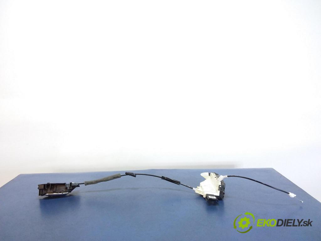 Citroen C5 2010 zámek dveře před Levý: 9680168680
