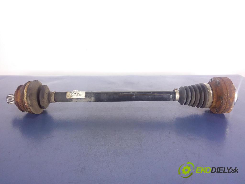 Audi A6 2005 poloos ľavá zad 4F0501203B