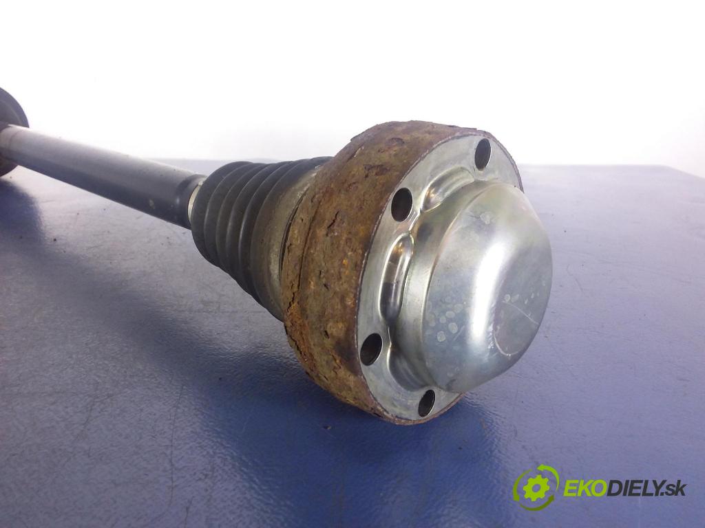 Audi A6 2005 poloos Prava: zad 4F0501203B