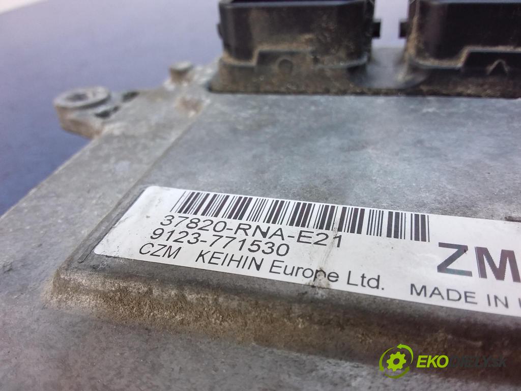 Honda Civic 2009 riadiaca jednotka 37820-RNA-E21