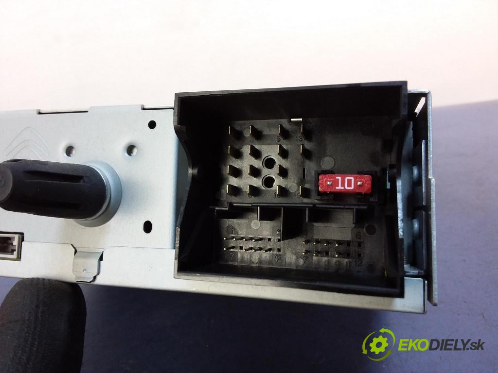 Citroen C4 2011 Radio I Navigácia: 9676838180