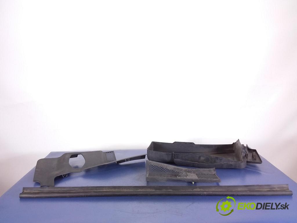 Audi A4 2008 torpédo 8K1819447