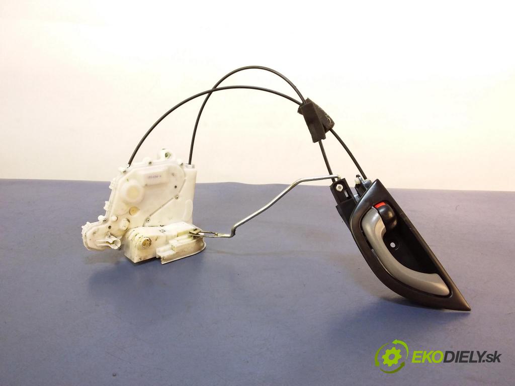 Honda Jazz 2010 zámok dvere Predné Vľavo: