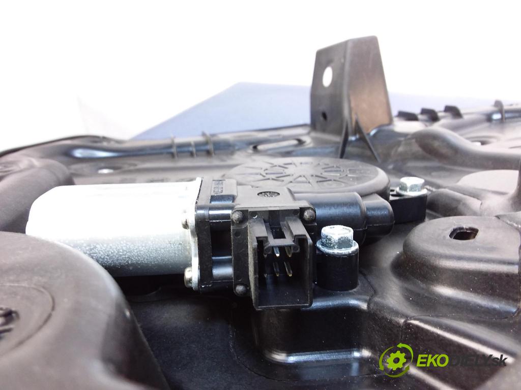 Mazda 6 2016 mechanismus stahování Sklenka: Zad: v pravo: GHP97297X