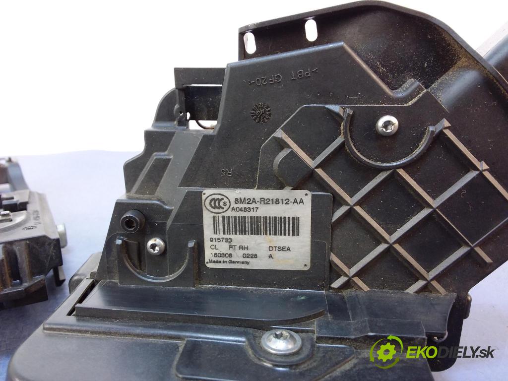 Ford Mondeo 2008 zámek dveře před v pravo: 8M2A-R21812-AA