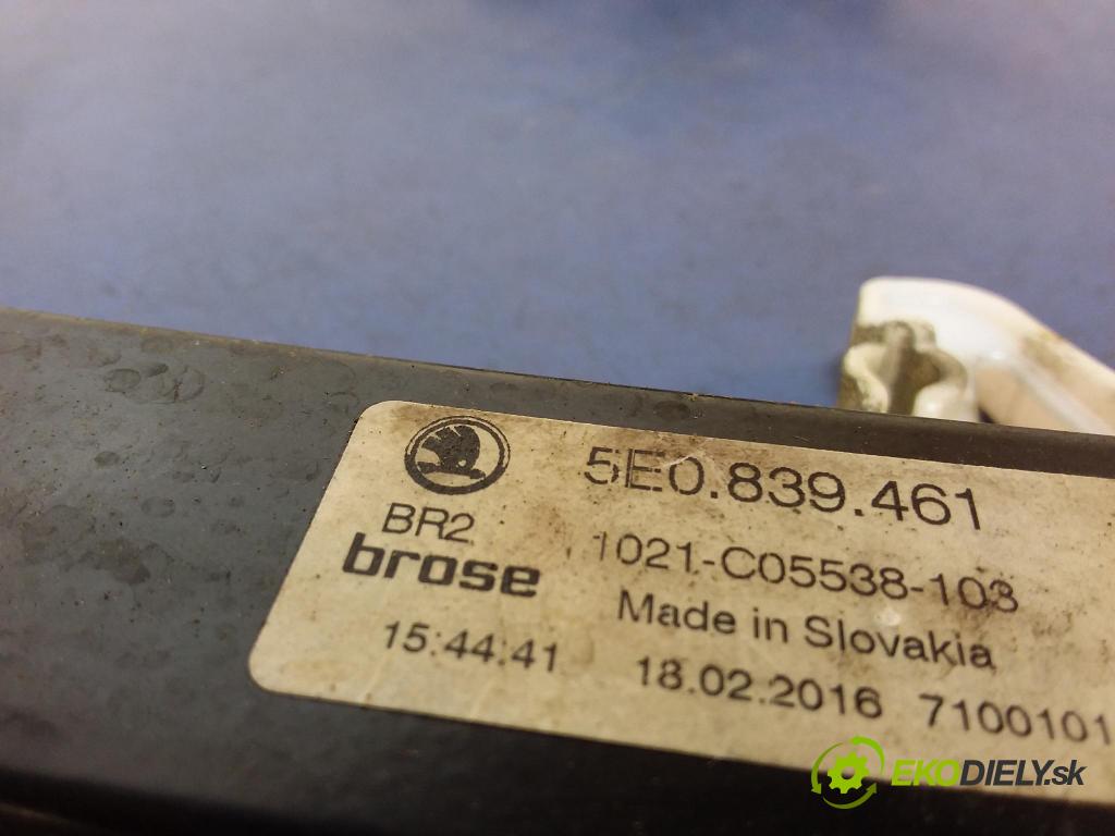 Skoda Octavia 2016 mechanismus stahování Sklenka: Zad: Levý: 5E0839461