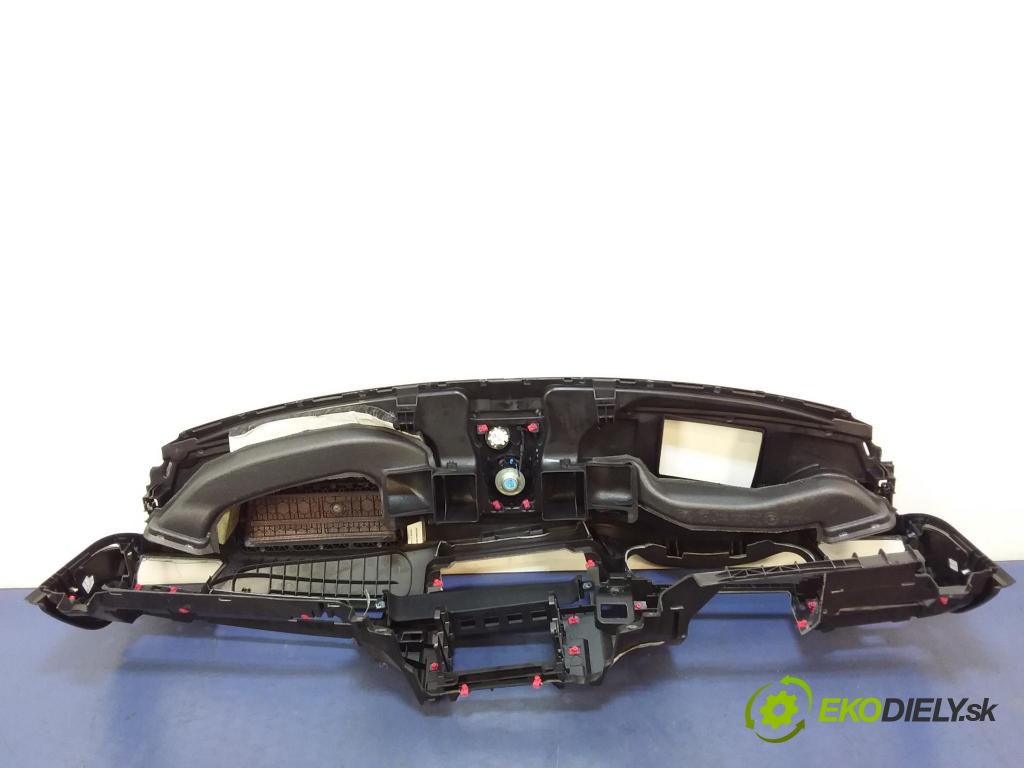 Bmw Seria 7 2013 kokpit,přistrojova deska 9160070