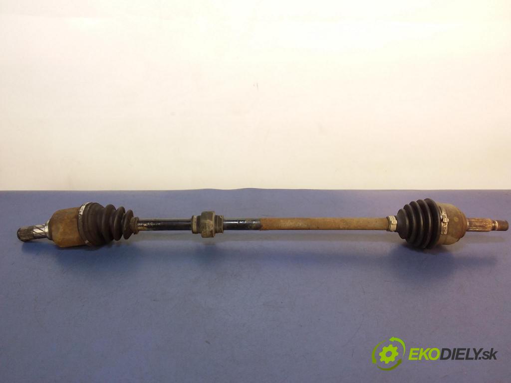 Nissan Micra 2003 poloos Prava: Predné