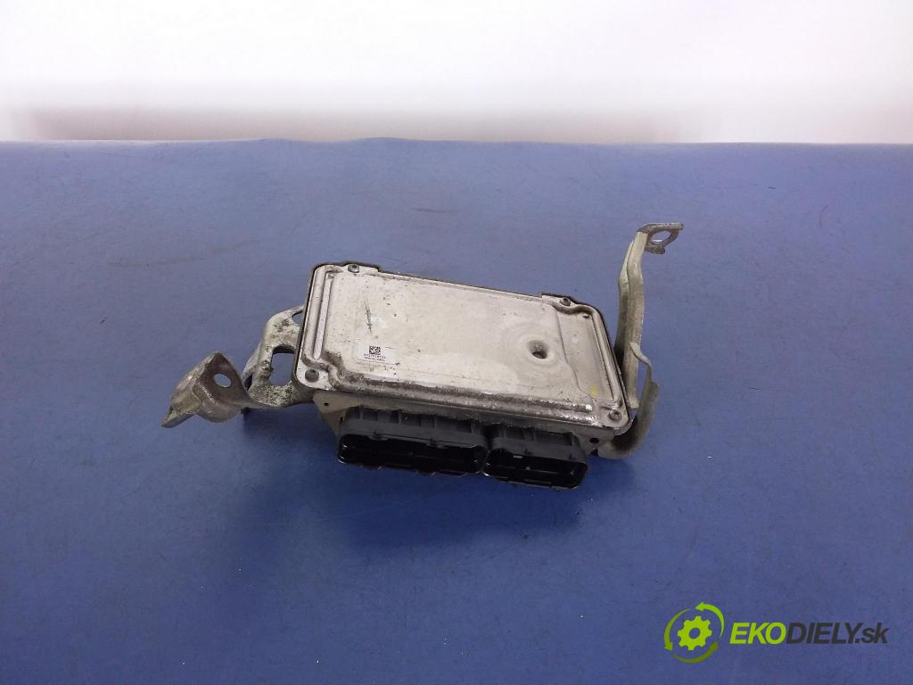 Toyota Corolla 2007 riadiaca jednotka Motor: 89661-02E90