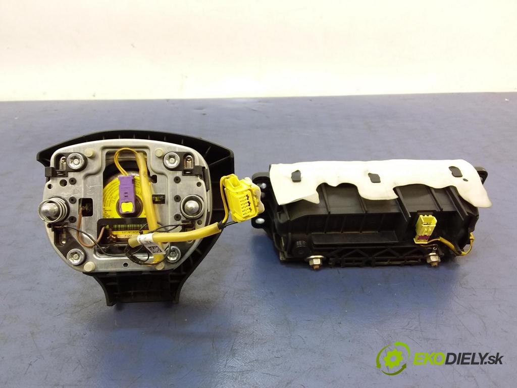 Vw Touran 2007 kokpit,pristrojová doska