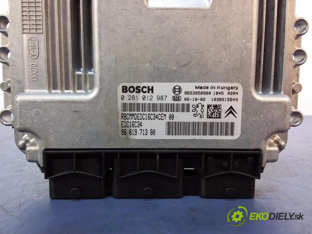 Citroen C5 2007 riadiaca jednotka Motor: 9661971380