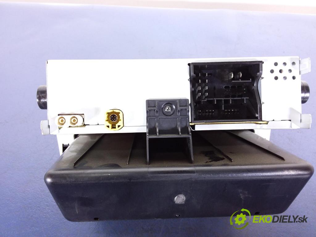 Skoda Rapid 2018 Radio I Navigácia: 5JA035872B