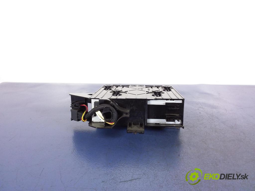 Mercedes SLK-Klasa 2005 Menič: 1715453340