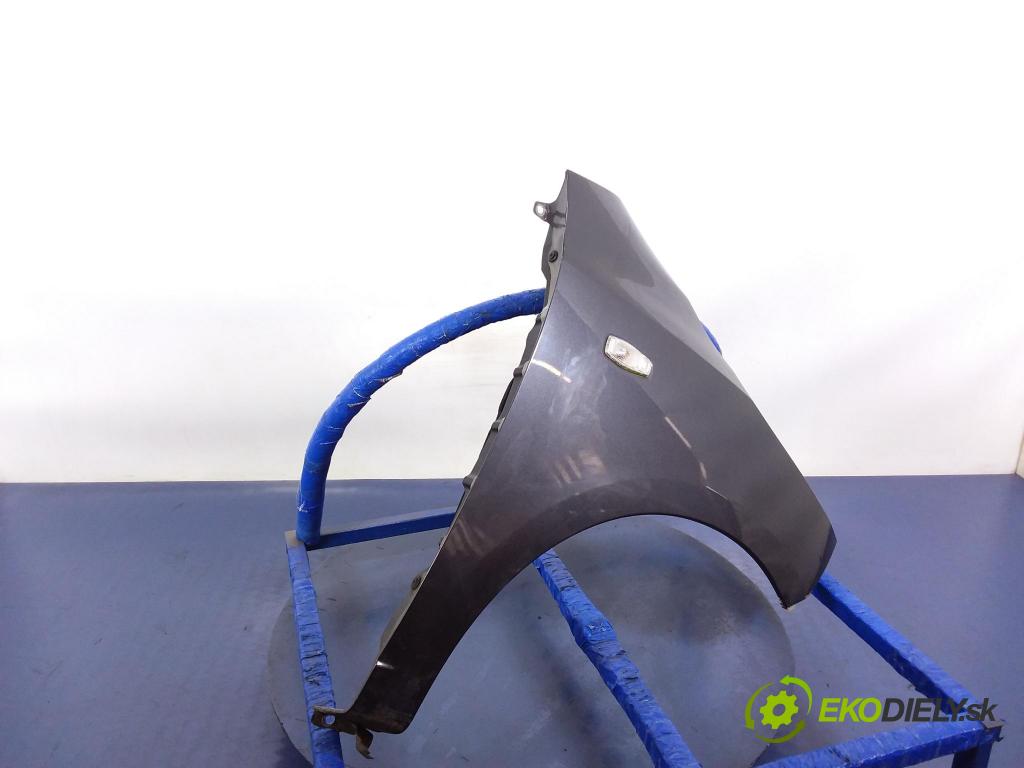 Hyundai I10 2011 blatník Predné v pravo: