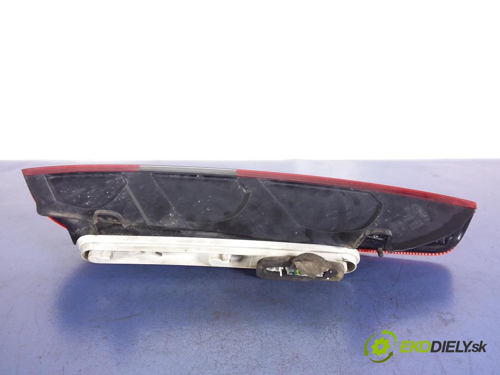 Ford Focus 2005 svetlo / reflektor zad ľavá Vonkajsia: 4M511340