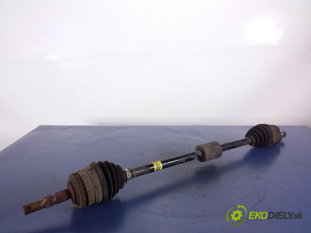 Opel Meriva 2004 poloos Prava: Predné