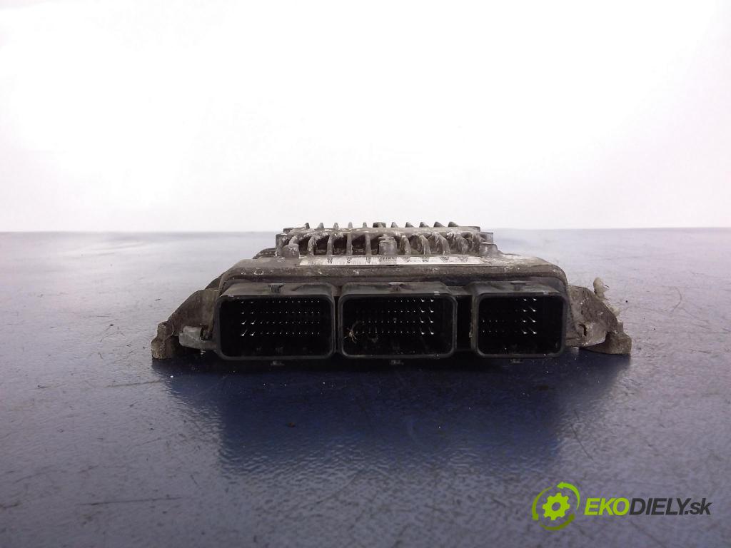 Ford Focus 2006 riadiaca jednotka Motor: 6M51-12A650-YA