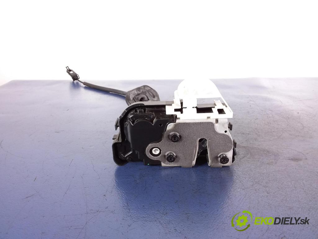 Ford Focus 2019 zámok dvere Predné v pravo: JX7A-A21812-DE