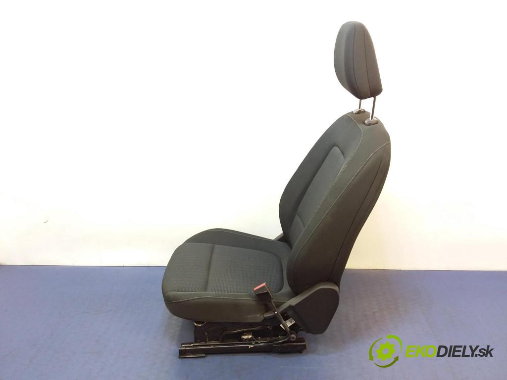 Ford Focus 2019 Sedačka spolujazdca ford oe