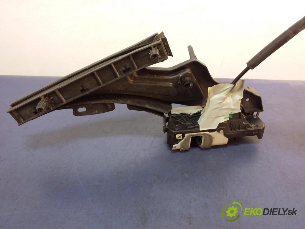 Ford Focus 2019 zámok dvere zad v pravo: JX7A-A26412-AE