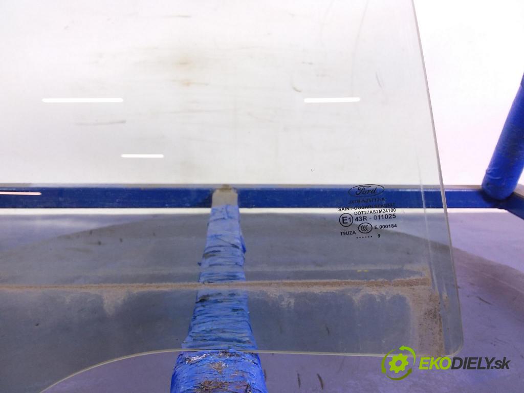 Ford Focus 2019 sklo dvere zad Prava: