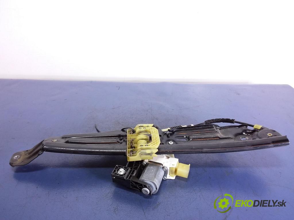 Bmw Seria 7 2009 mechanismus stahování Sklenka: Zad: v pravo: 7182616
