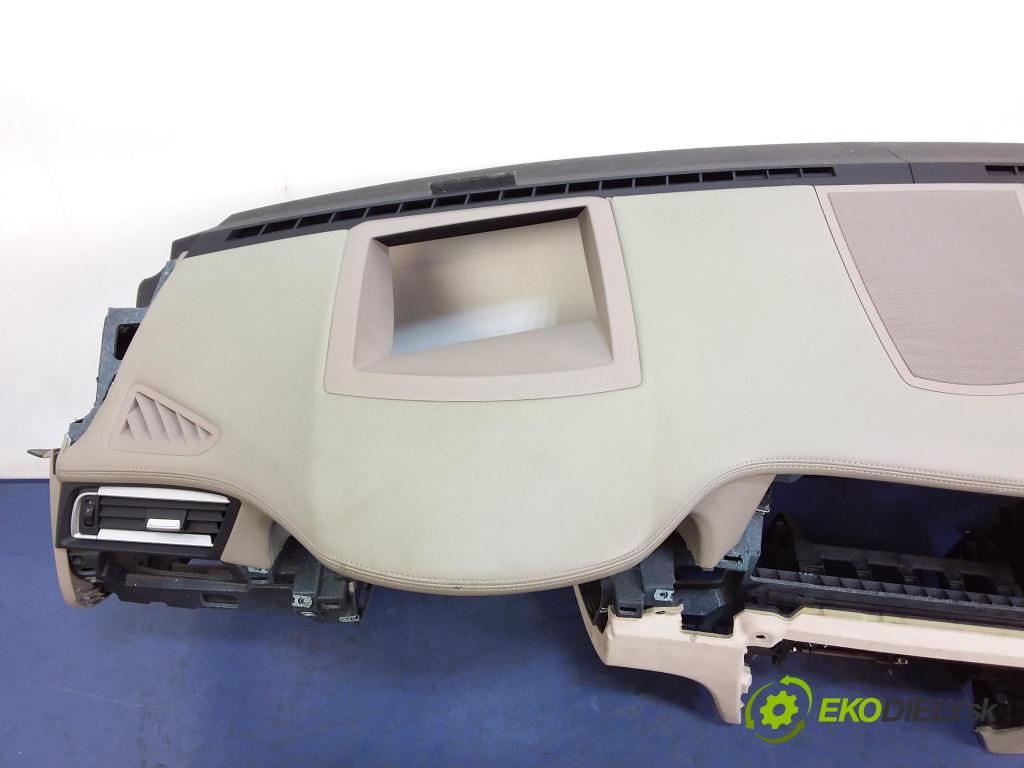 Bmw Seria 7 2009 kokpit,pristrojová doska 9112134