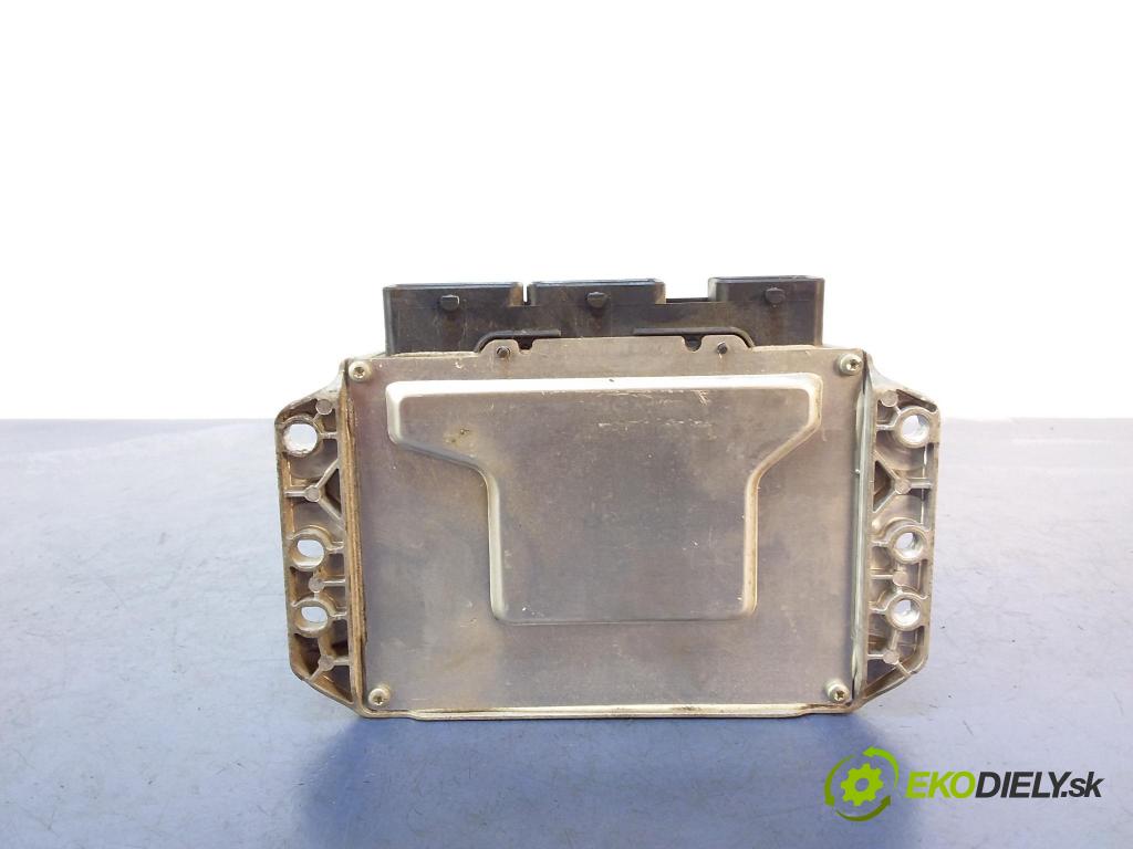 Dacia Logan 2012 riadiaca jednotka Motor: 237100740R