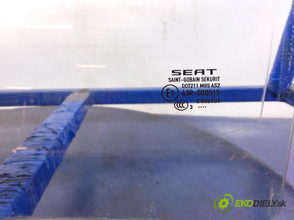 Seat Leon 2013 sklo dvere zad ľavé