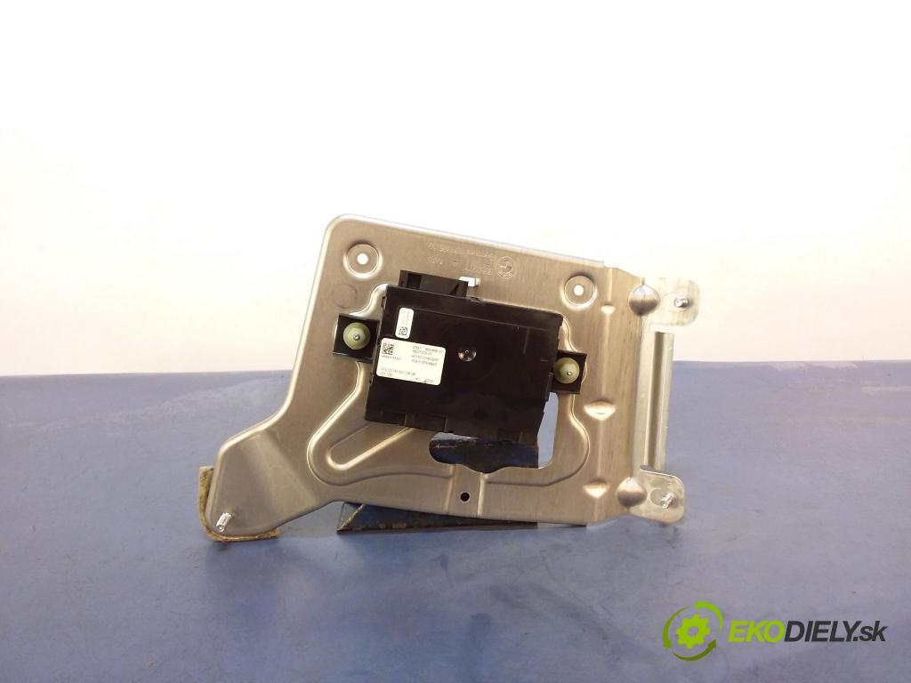 Bmw Seria 7 2015 riadiaca jednotka 6807353