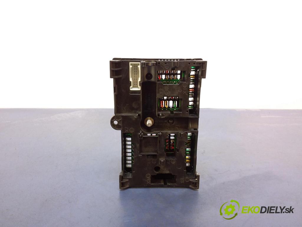 Bmw Seria 7 2015 riadiaca jednotka 9377503