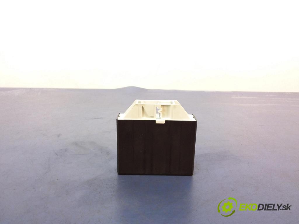 Bmw Seria 7 2015 riadiaca jednotka 6819571