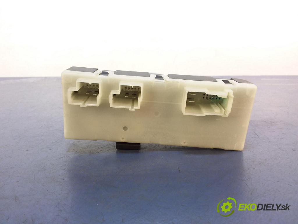 Bmw Seria 7 2015 riadiaca jednotka 7448871