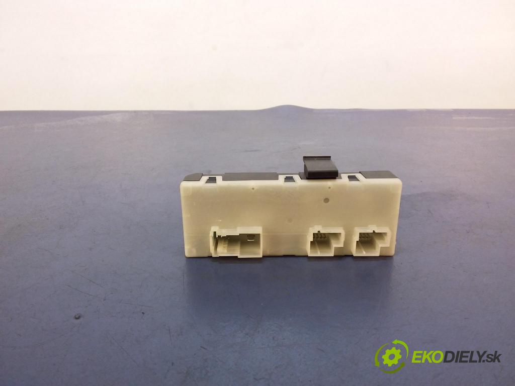 Bmw Seria 7 2015 riadiaca jednotka 7448871