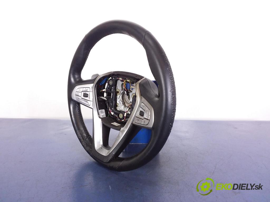 Bmw Seria 7 2015 volant