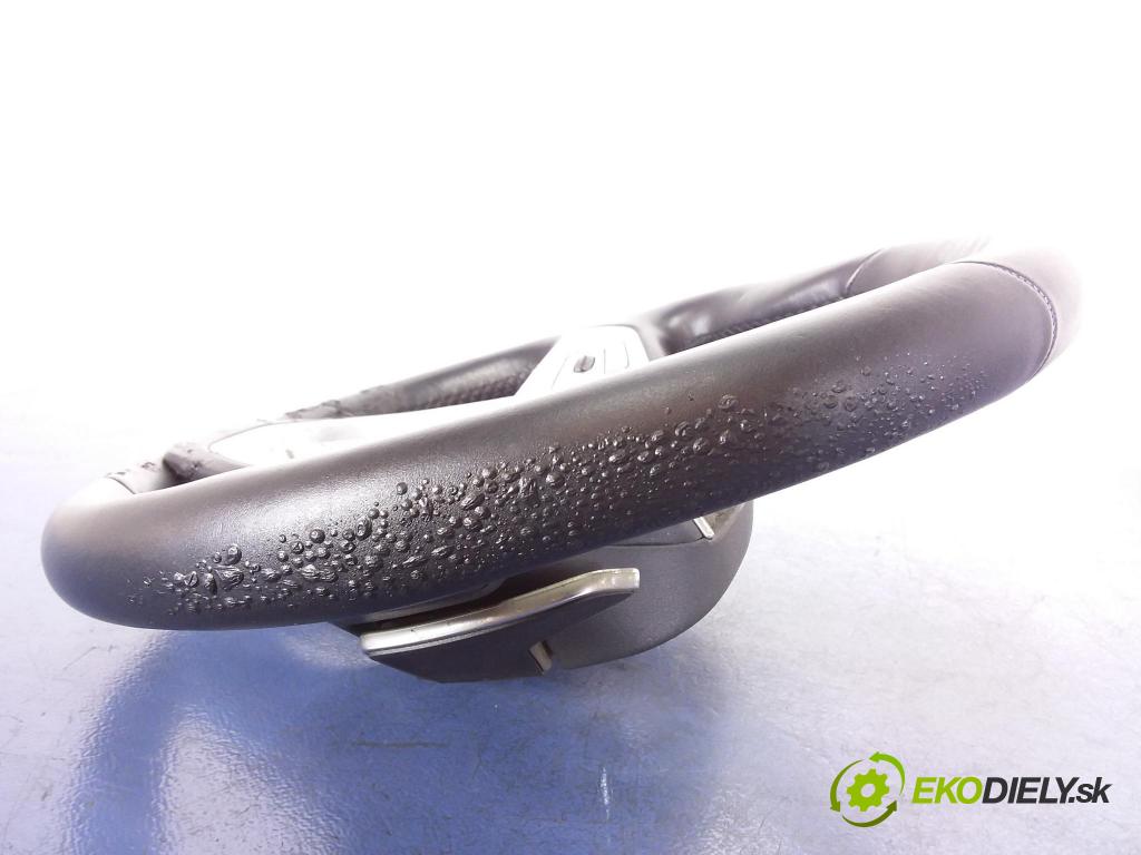 Bmw Seria 7 2015 volant