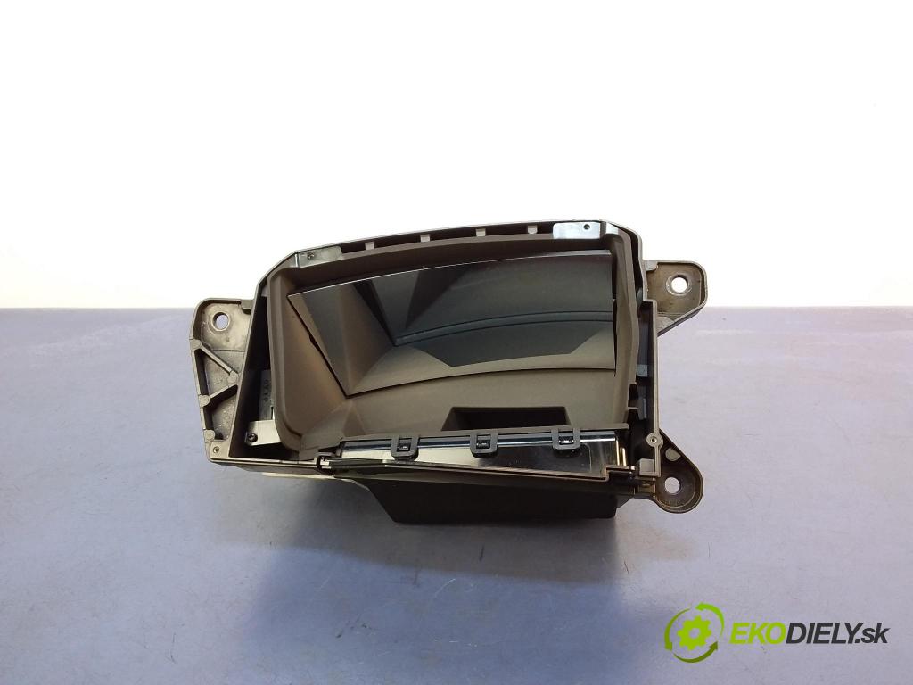 Bmw Seria 7 2015 Zobrazit: Rádio: / GPS 9367799