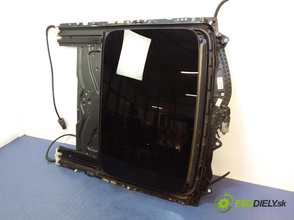 Bmw Seria 7 2015 Střešní okno: 7407090