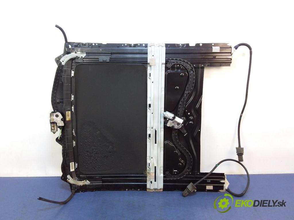 Bmw Seria 7 2015 Střešní okno: 7407090