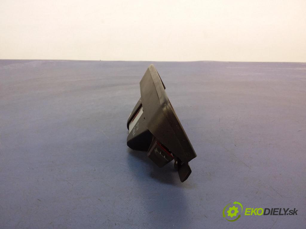 Honda Jazz 2006 Svetlo: Stop: P4991