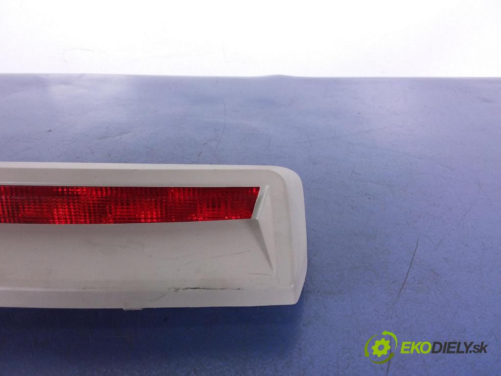 Nissan Maxima 2005 Svetlo: Stop: