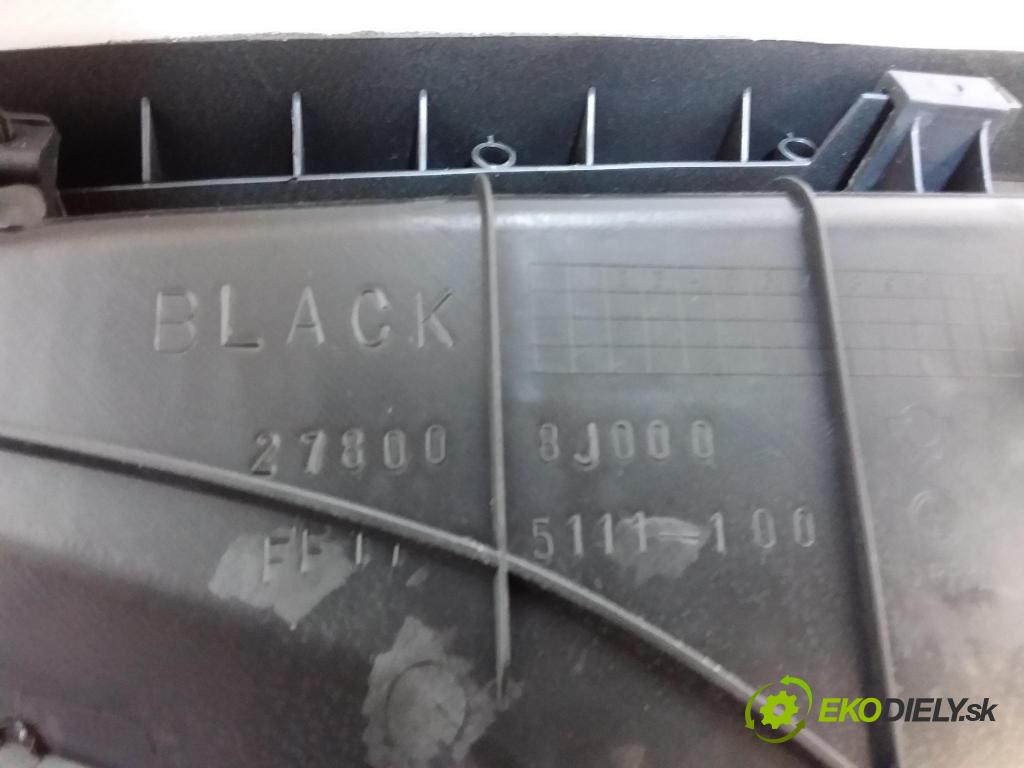 Nissan Maxima 2005 kokpit,pristrojová doska