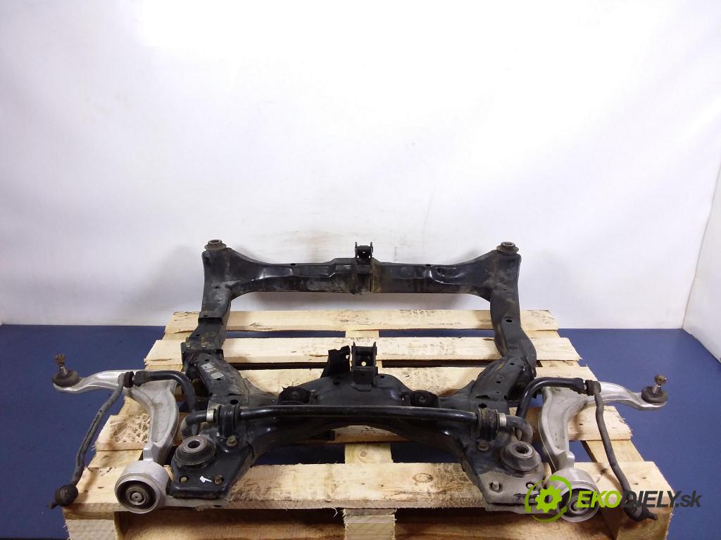 Nissan Maxima 2005 Výstuha 