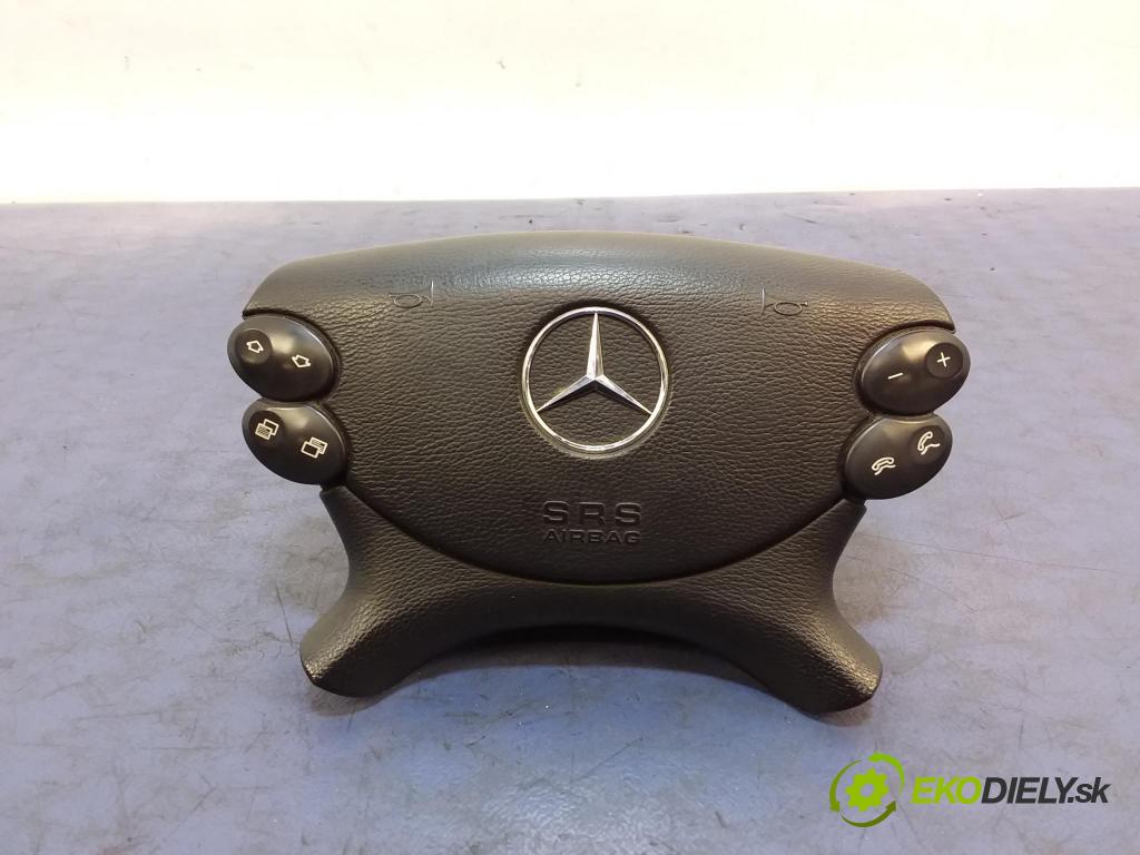 Mercedes CLK-Klasa 2003 kokpit,pristrojová doska