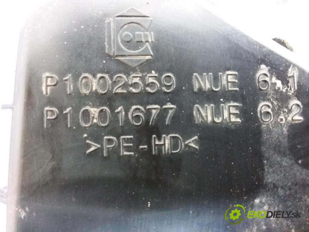 Peugeot 308 2019 Nádrž: AdBlue: 12678023